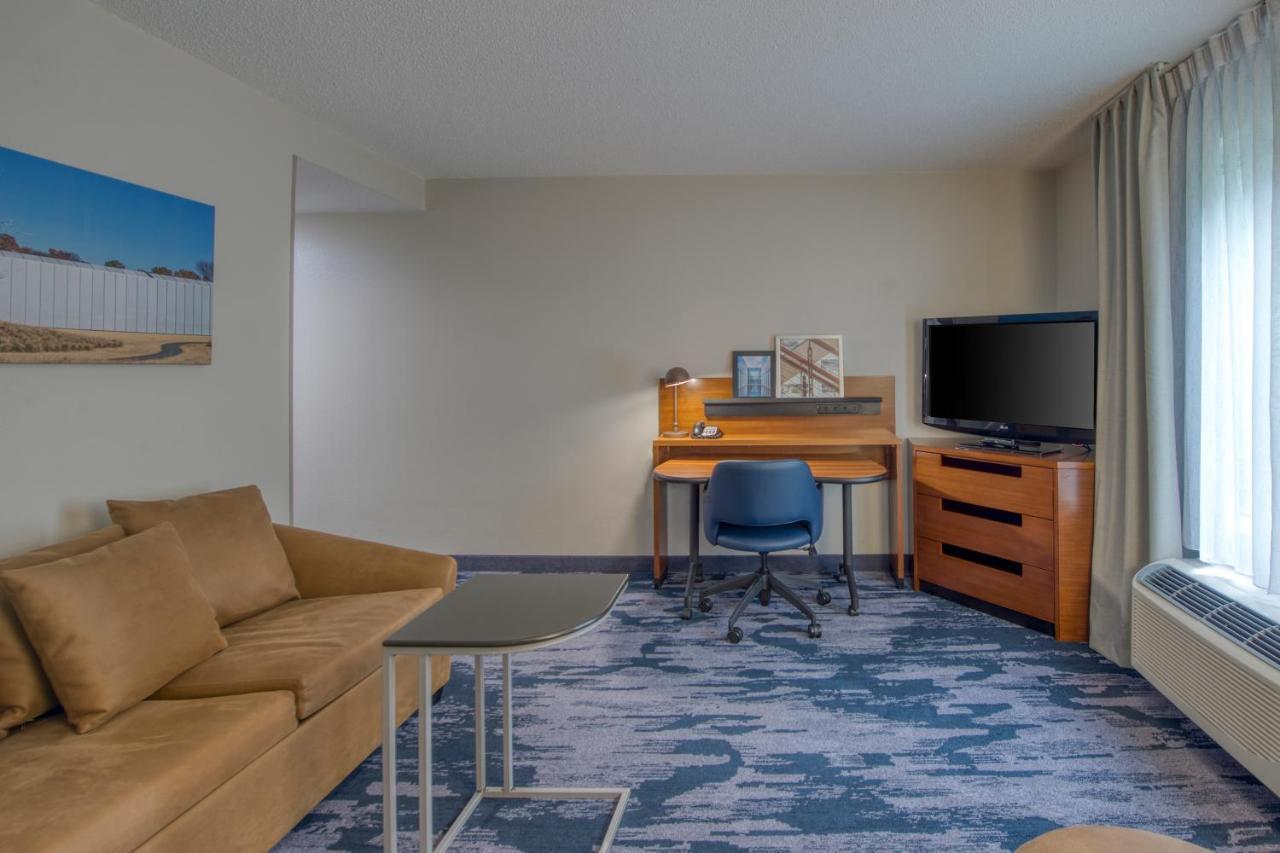 Fairfield Inn & Suites Raleigh Crabtree Valley Eksteriør bilde