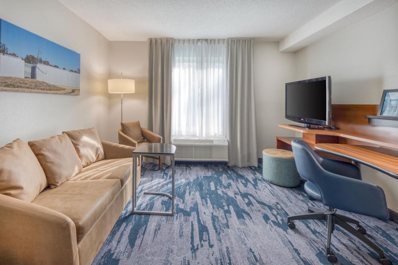 Fairfield Inn & Suites Raleigh Crabtree Valley Eksteriør bilde
