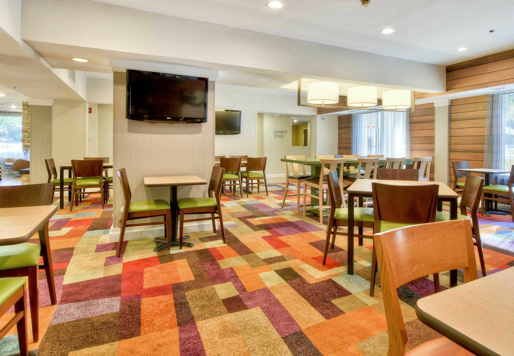 Fairfield Inn & Suites Raleigh Crabtree Valley Eksteriør bilde